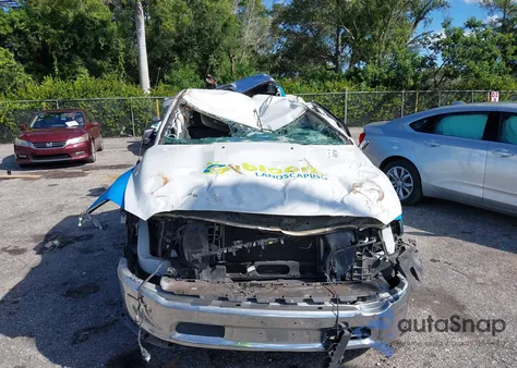 2019 Ram 1500 Classic Tradesman 4X2 8' Box z USA, uszkodzony, nr VIN 3C6JR6DT0KG532291